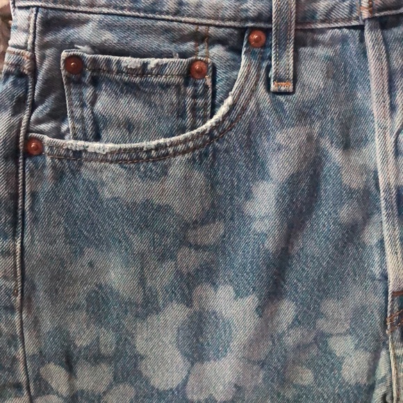 LEVIS 501 High Rise Shorts NWT - Picture 13 of 15